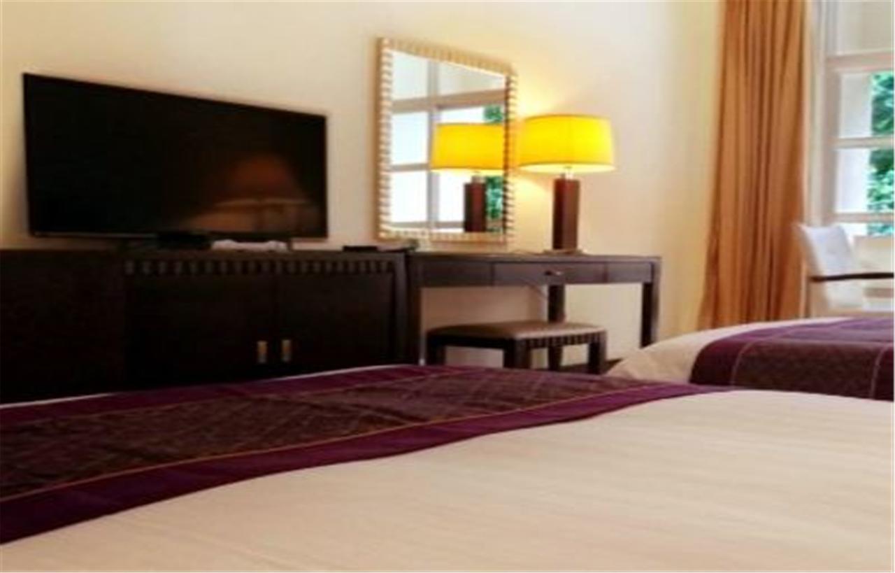 Clifford Golden Lake Hotel Фошань Екстер'єр фото
